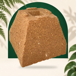 TerraPyramid Mini 12 × 12 × 10 cm (1,5 L) – Alles-in-één kweekblok van kokos & turf